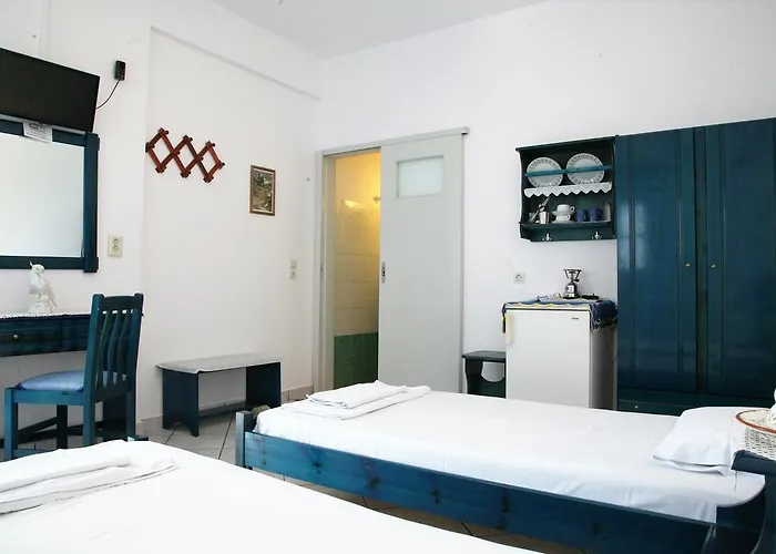 게스트하우스 Panselinos 3*