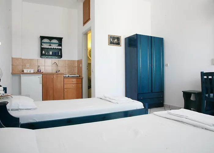 게스트하우스 Panselinos 3*